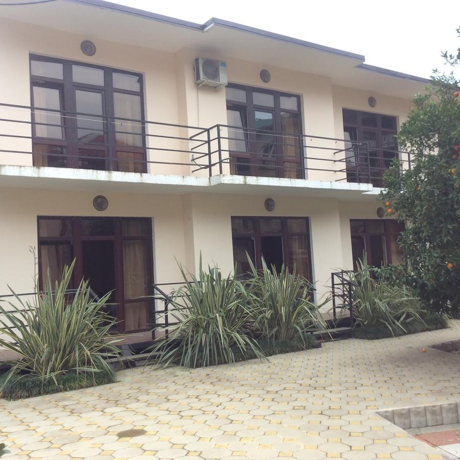 Guest House Dali Gagra Exterior photo